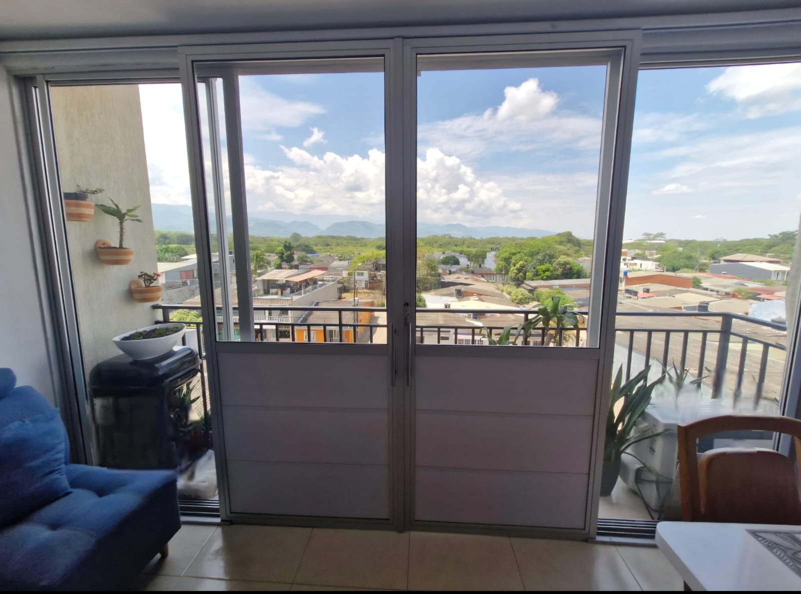 bcc2eceb-64bd-4cbe-a3e8-4b0316108b0d