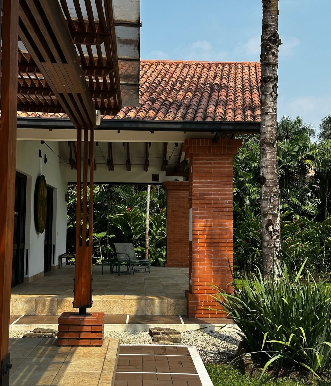 Featured image 4