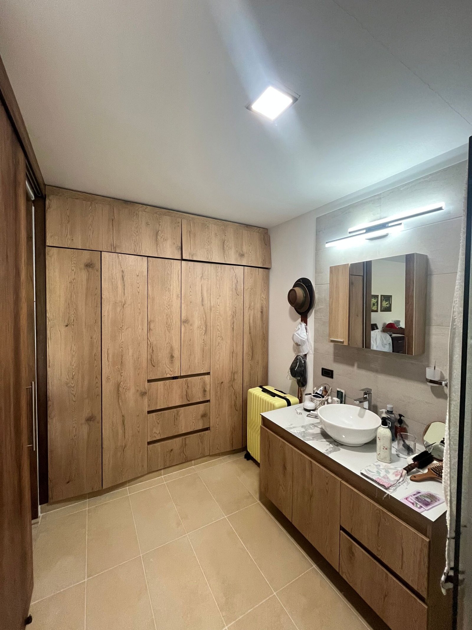 Featured image 4